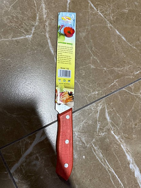 нож красный дерево 152 (600)