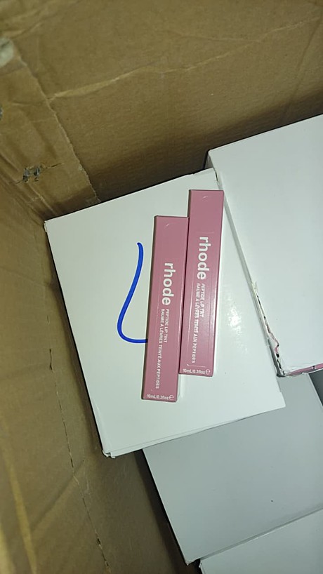 бальзам для губ rhode (48)