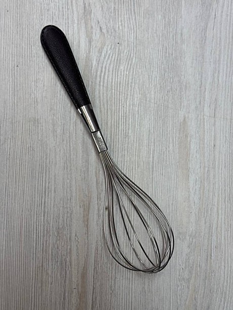 венчик кожаный руч